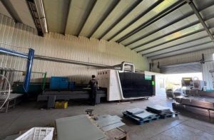 Laser-cutting-equipment